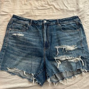 American Eagle Tomgirl Jean Shorts